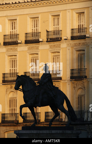 Carlos III statua, la Puerta del Sol di Madrid, Spagna Foto Stock