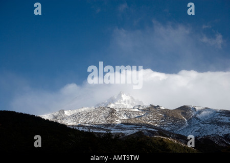 Coperta di neve Monte Ruapehu vulcano, Nuova Zelanda Foto Stock