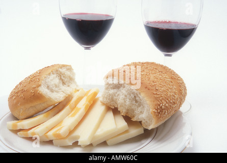 Pane vino e formaggio Foto Stock