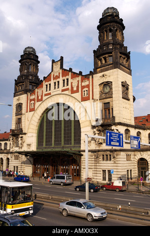 Principale stazione ferroviaria nel centro di Praga Repubblica Ceca, l'Europa. Foto Stock