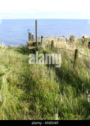 Inghilterra Scozia confine sulla costa orientale sentiero Foto Stock