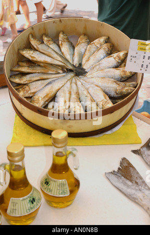 Sardine Pollensa Pollenca Maiorca Mallorca Spagna sarde fresche nel mercato locale Foto Stock