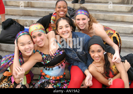 Miami Florida, Flagler Street, Mayor Alex Penelas Health and Fitness Challenge, screening gratuiti per la salute, aerobica Zumba salsa, artisti, visitatori viaggio tr Foto Stock