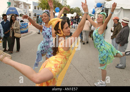 Miami Beach Florida, 73rd Street e Collins Avenue, Miami Beach, sabbia, surf, Festival of the Arts, venditore venditori venditori venditori, bancarelle stand commerciante Foto Stock