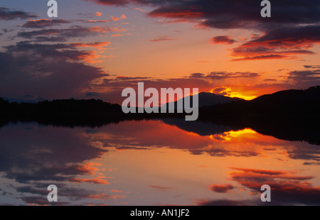 Tramonto a Loch Insh, Regno Unito, Scozia, Strathspey Foto Stock