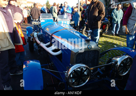 Vauxhall auto classica a Wickham Square Boxing Day soddisfare Hampshire Foto Stock