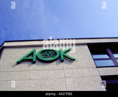 Logo AOK Allgemeine Ortskrankenkasse health insurance company Germania parete architettura del tetto. Foto di Willy Matheisl Foto Stock