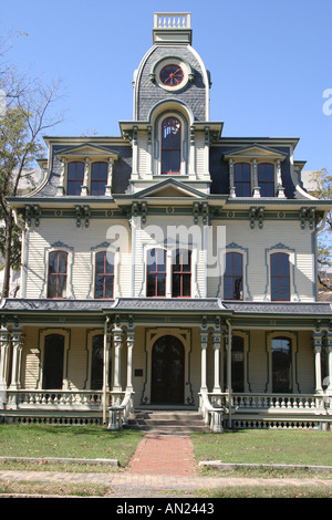 Raleigh North Carolina, Blount Street, casa storica in stile vittoriano, casa case case residenza proprietà, quartiere, residenziale NC 102403 0015 Foto Stock