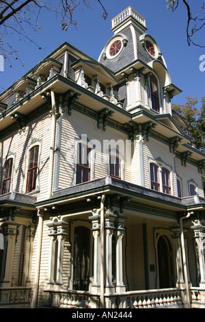 Raleigh North Carolina, Blount Street, casa storica in stile vittoriano, casa case case residenza proprietà, quartiere, residenziale NC 102403 0016 Foto Stock