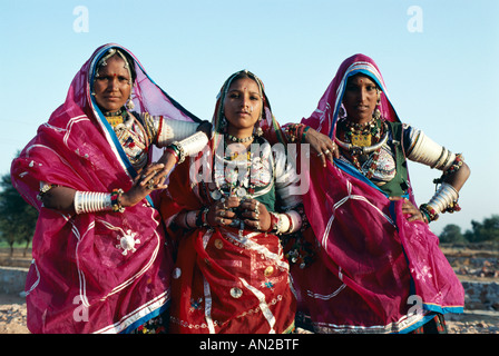 Banjara Gypsy donne in costume tradizionale, Rajasthan, India Foto Stock