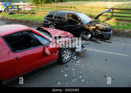 Pic martin phelps 27 06 06 corsham crash tra Bradford on Avon e corsham martedì 8pm Foto Stock