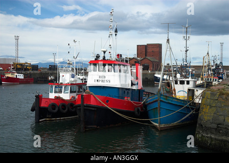 Barche da pesca ormeggiate nel porto a Troon in Scozia UK Foto Stock