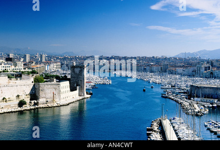 Entrata al vecchio porto di Marsiglia Francia Foto Stock