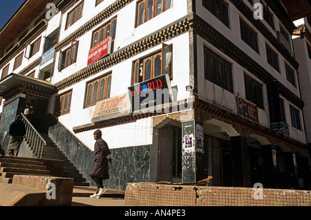 Un edificio a più piani, Thimphu Bhutan Foto Stock