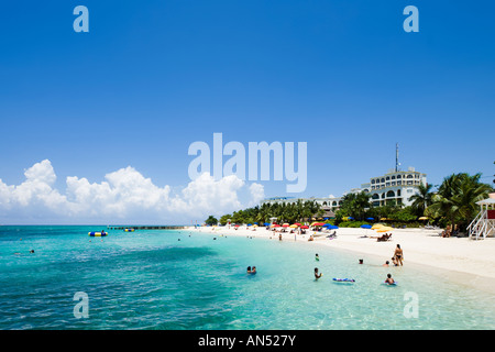 Doctor's Cave Beach, costa Nord, Montego Bay, Giamaica, Caraibi Foto Stock