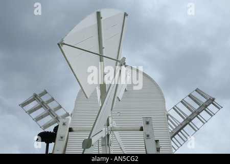 Aythorpe Rodeing Post Mill, Essex. Un mulino a vento costruito nel 1779. Foto Stock