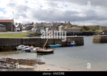 Dinnet Harbour Aberdeenshire sul Moray Firth. XPL 3283-325 Foto Stock