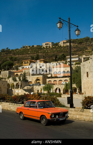 Classic BMW auto a Deir al Qamar Libano Medio Oriente Foto Stock