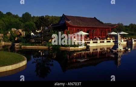 Berlino. Chinesischer Garten. Giardino Cinese. Giardino del riconquistato la luna. Garten des wiedergewonnenen Mondes. Gaerten der Welt. Foto Stock