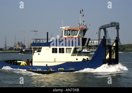 Rotterdam Paesi Bassi Olanda Port Harbour canal river Foto Stock