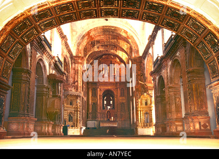 Altare di San Francesco Chiesa Vecchia a Goa Goa India Asia Foto Stock