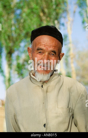 Cina, Turpan, Uighur uomo Foto Stock