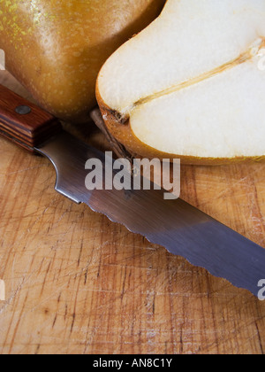 Affettato mature Rocha pera Foto Stock