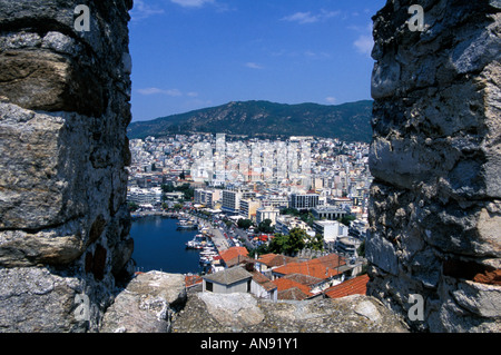 Kavala come si vede dal fortilizio medievale Foto Stock