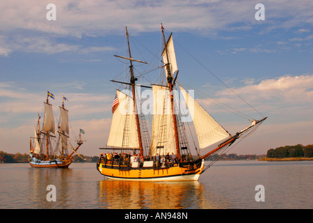 Uva sultanina e Kalmar Nyckel, Downrigging Weekend, Chestertown, Maryland, Stati Uniti d'America Foto Stock