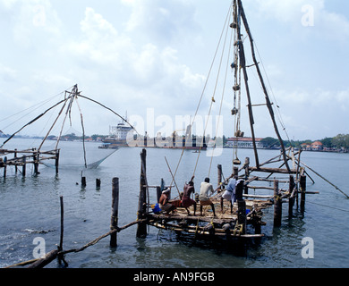 Cinese DI RETI DA PESCA A KOCHI KERALA Foto Stock