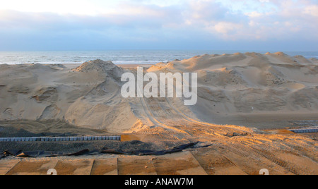 Dicco di costruzione per amplificare la costa, Paesi Bassi, Noordwijk Foto Stock