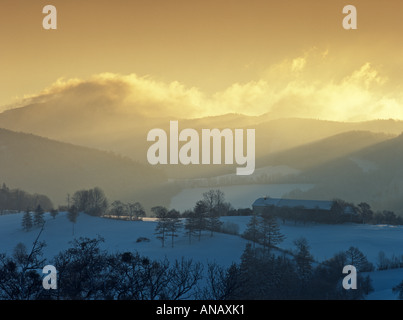 Tramonto sulla montagna hocheck in inverno, gerichtsberg, Austria inferiore, Austria Foto Stock