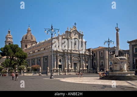 Duomo Piazza Duomo Via Etnea catania sicilia italia Foto Stock