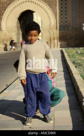 Bambini Al Bab el Khemis Meknes Marocco Foto Stock