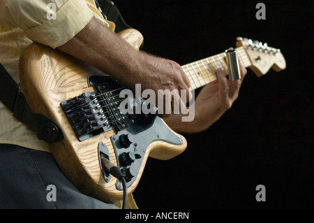 Il Blues Band effettuando al 2006 Rhythm Festival vicino a Bedford in Inghilterra Foto Stock