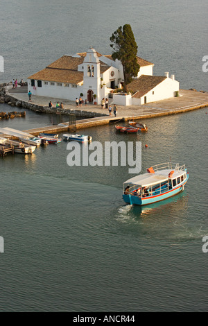 Il XVII secolo la chiesa e il monastero di Vlacherna. Corfù, Grecia. Foto Stock