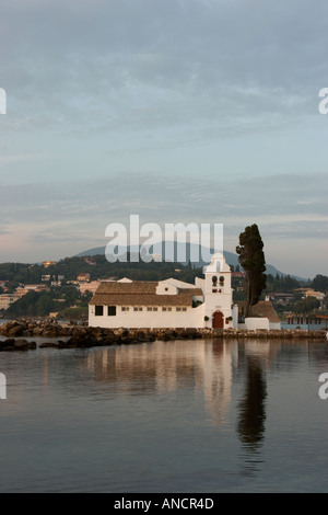 Vista esterna del convento di Vlacherna del XVII secolo. Corfù, Grecia. Foto Stock