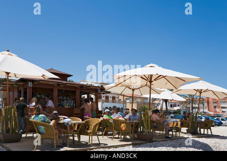 Il Beach Bar sulla spiaggia principale, Javea, Costa Blanca, Spagna Foto Stock