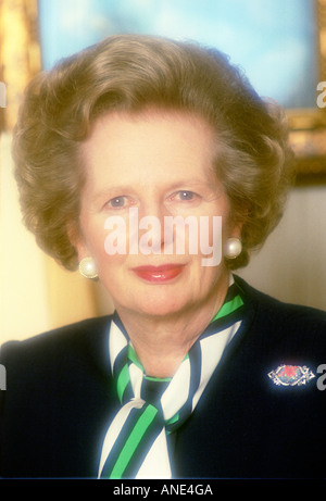 Margaret Thatcher primo ministro e il leader del partito conservatore al 10 di Downing Street Londra Foto Stock