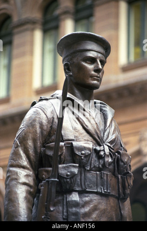 Una statua commemorativa in Sydney Australia commemora l'Anzac soldati che hanno combattuto nella guerra mondiale 1 Foto Stock