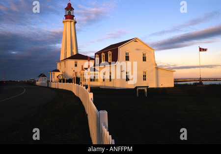 Faro, Pointe-au-Pere Lighthouse National Historic Site, Quebec, Canada Foto Stock
