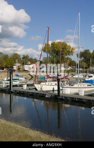 Stati Uniti d'America, Wisconsin, Mississippi River Valley, Pipino: Marina sul Mississippi Riverfront Foto Stock