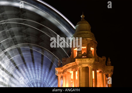 'L'Occhio di Belfast' presso il Municipio di Belfast Irlanda del Nord Foto Stock