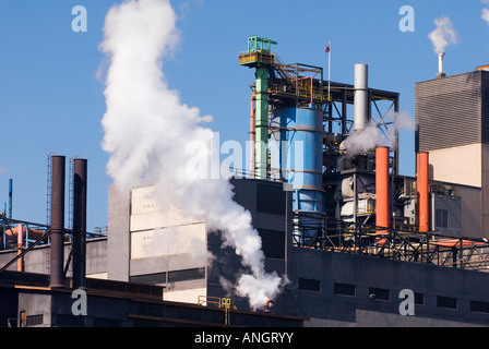 Il teck Cominco zinco e piombo fonderia nel sentiero, British Columbia, Canada. Foto Stock