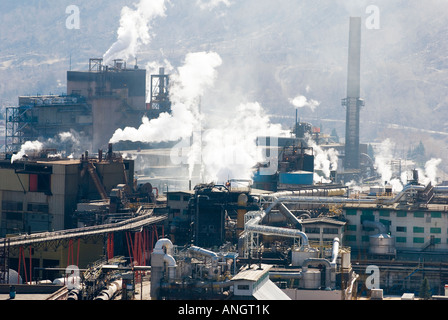 Il teck Cominco zinco e piombo fonderia nel sentiero, British Columbia, Canada. Foto Stock