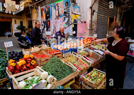 Palermo Ortolano market food frutta Italia Sicilia Foto Stock