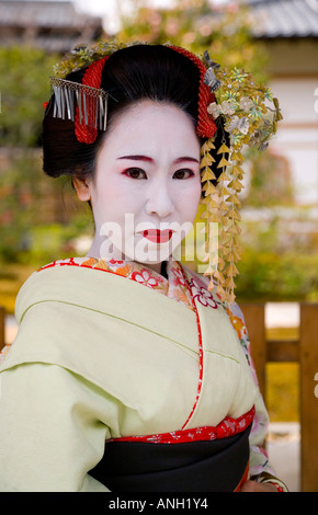 Maiko (apprendista geisha), il quartiere di Gion, Kyoto, Giappone Foto Stock