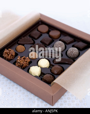 Un assortimento di lusso cioccolatini organico Foto Stock