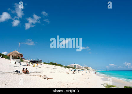 Playa Delfines, Cancun, la penisola dello Yucatan, Messico Foto Stock