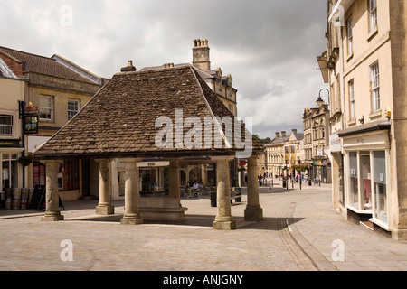 Regno Unito Wiltshire Chippenham Market Place burro Cross re situata nel 1996 da Castle Combe Manor Foto Stock